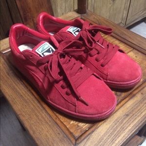 Puma Suede US 10.5